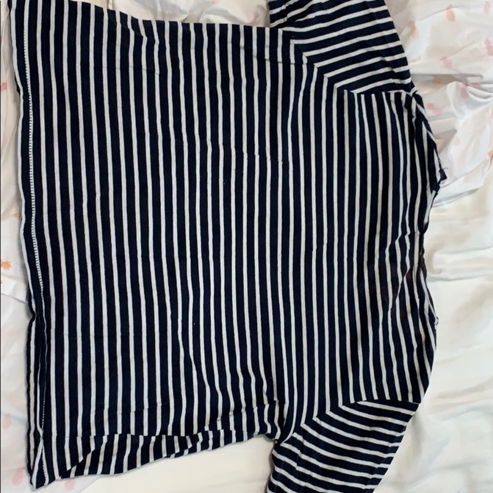 Zara Tee - Picture 3 of 3